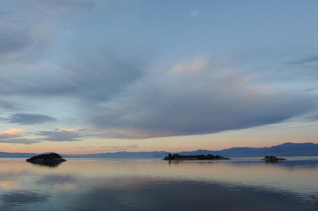 Holiday Home Skadar Lake Arbnes ห้อง รูปภาพ